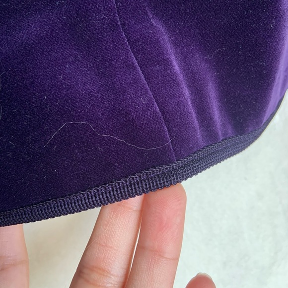 British Made Cropped Purple Velvet Jacket – Size S/M – Luxe Boutique - Picture 13 of 13